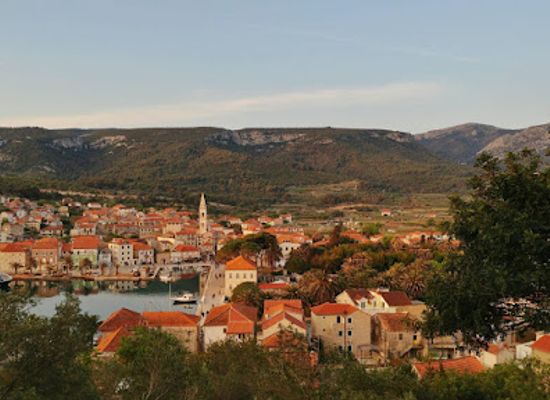 croatia/central-croatia/attraction/hvar-za-krizem-central-dalmatia-croatia-theme-trails