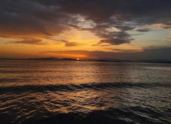 greece/attica/attraction/kavouri-beach