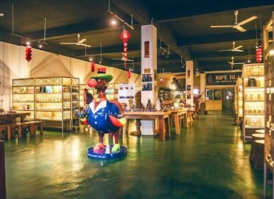 mauritius/trou-aux-biches/attraction/kuanfu-ripe-black-tea-art-center-museum