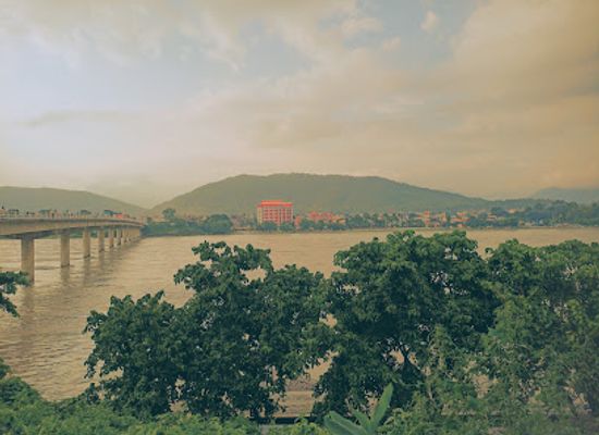 nepal/chitwan/bharatpur/attraction/narayani-riverside