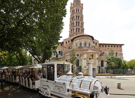 france/toulouse/attraction/le-train-touristique-de-toulouse
