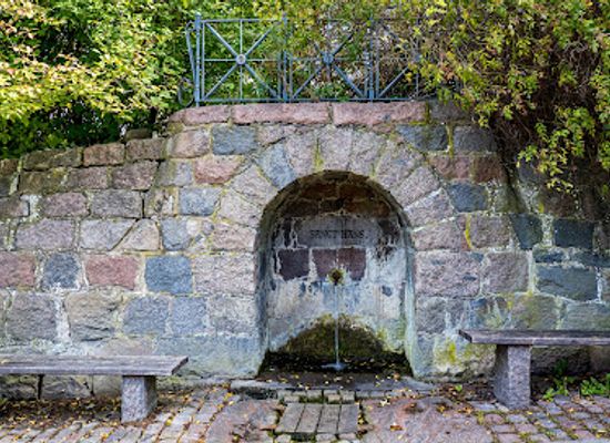 denmark/roskilde/attraction/sct-hans-kilde