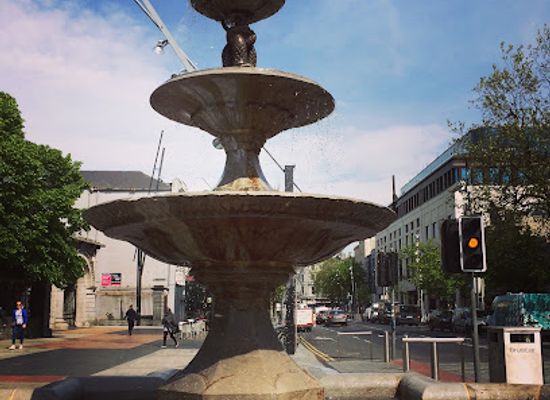 ireland/county-cork/attraction/berwick-fountain