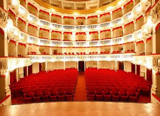 italy/capri/attraction/teatro-sannazaro