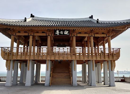 south-korea/north-gyeongsang-province/attraction/yeongildae-beach-observatory