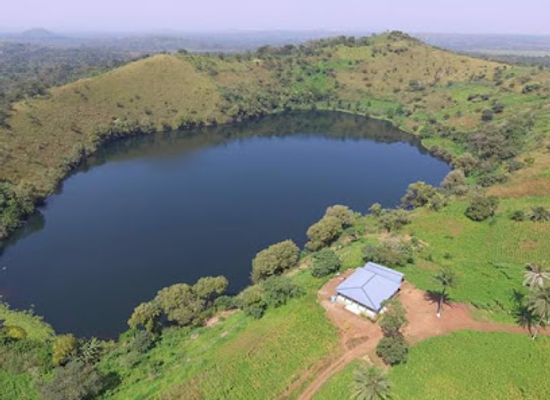 cameroon/grassfield-region/attraction/lac-sanka-ndoumkain