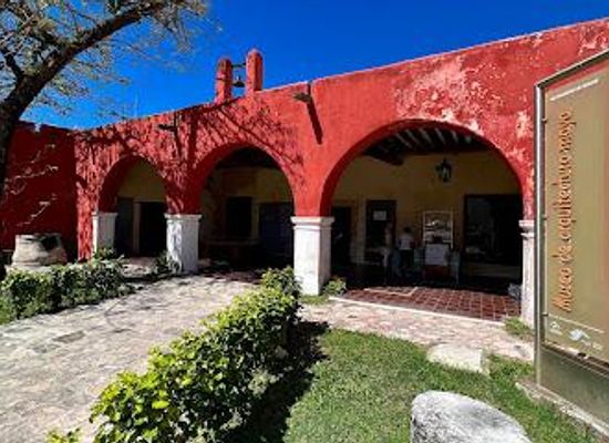 mexico/campeche/attraction/museo-de-arquitectura-maya-baluarte-de-nuestra-senora-de-la-soledad