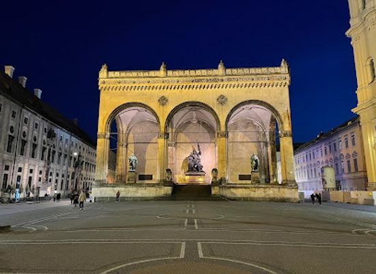 germany/munich/attraction/feldherrnhalle