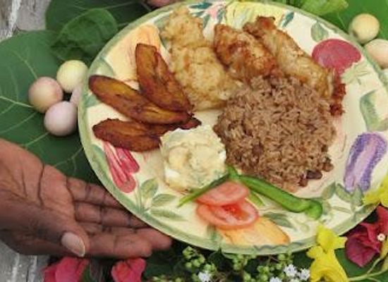 the-bahamas/lucaya/attraction/grum-ma-s-house-cultural-center-taste-bahamas
