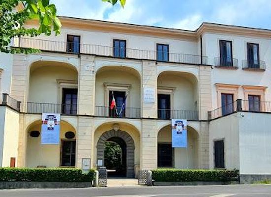 italy/amalfi/attraction/museo-correale-di-terranova