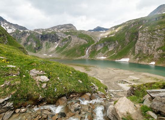 austria/grossglockner-high-alpine-road/attraction/pasterzenalpe