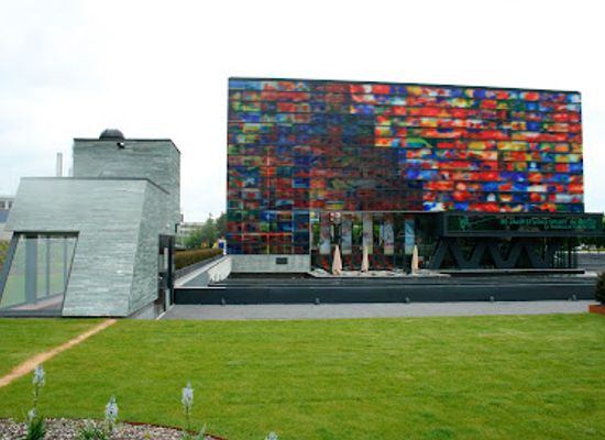 netherlands/vechtstreek/attraction/netherlands-institute-for-sound-and-vision