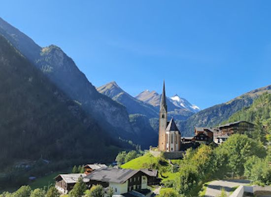 austria/grossglockner-high-alpine-road/attraction/haus-der-steinbocke-heiligenblut