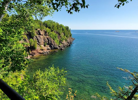 michigan/marquette/attraction/presque-isle-park
