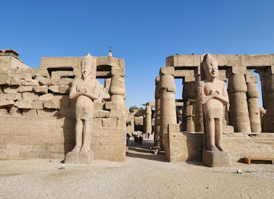 egypt/luxor/karnak/attraction/luxor-temple-ticket-office