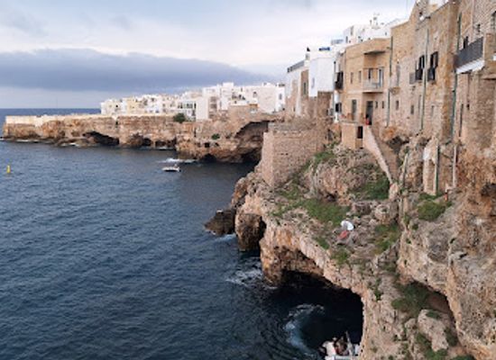 italy/apulia/attraction/mirador-blue