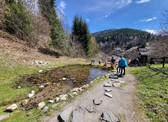 slovakia/banska-bystrica-region/attraction/maly-tajch