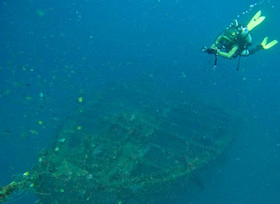 indonesia/north-sulawesi/attraction/japanese-cargo-shipwreck