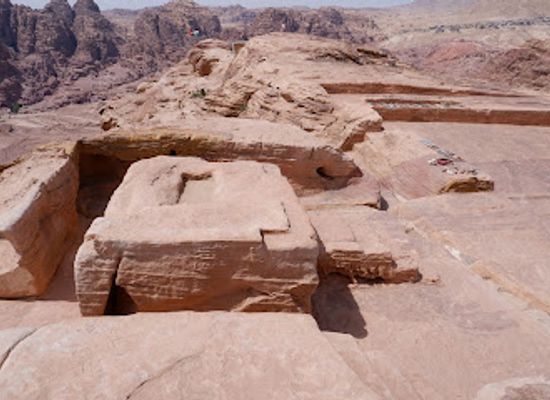 jordan/petra/attraction/haut-lieu-du-sacrifice