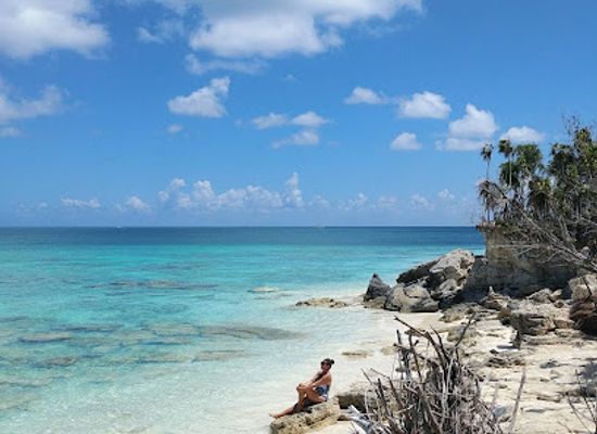 turks-and-caicos-islands/middle-caicos/attraction/pelican-cay