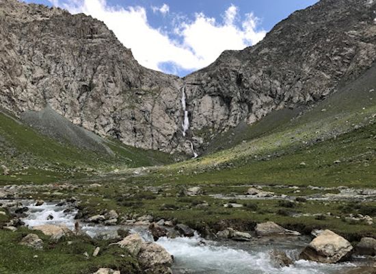 kyrgyzstan/fergana-valley/attraction/shar-waterfall