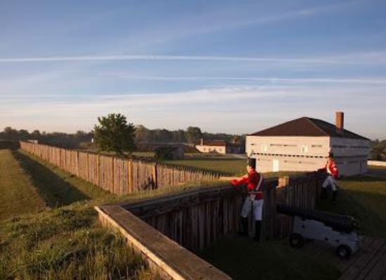 new-york/greater-niagara/attraction/fort-george-national-historic-site
