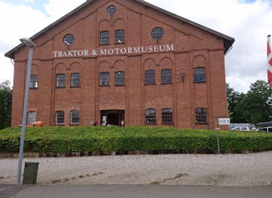 denmark/lolland-falster/attraction/danmarks-traktormuseum