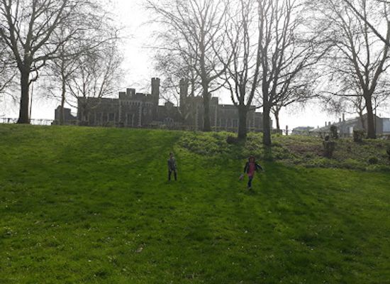 belgium/mons/attraction/square-de-la-prison-de-mons
