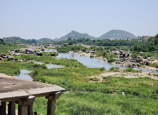 india/hampi/attraction/river-side-road