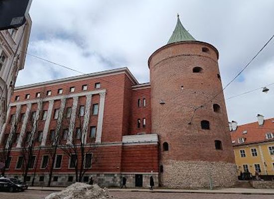 latvia/riga/attraction/powder-tower