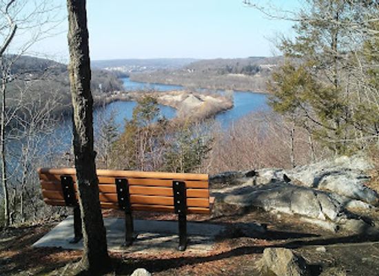 connecticut/long-island-sound/attraction/housatonic-overlook