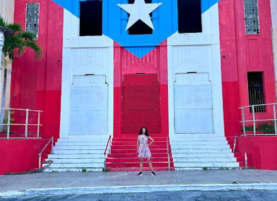 puerto-rico/arecibo-region/attraction/bandera-hectorpr-arecibo-edificio-instituto-del-karso-de-puerto-rico-y-el-caribe