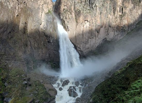 peru/colca-canyon-trek/attraction/catarata-de-huaruro