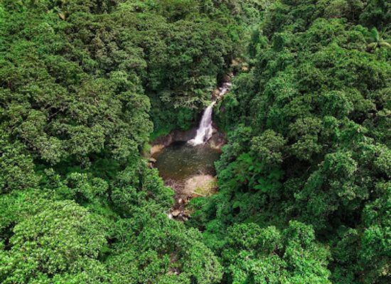 micronesia/kolonia/attraction/pahn-sile-waterfall