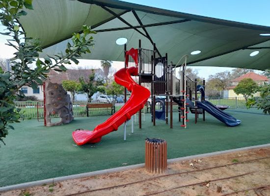 israel/kfar-saba/attraction/gan-alexandroni