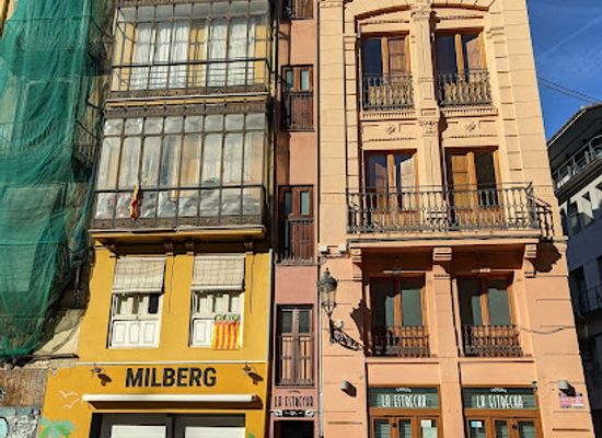 spain/valencian-community/attraction/la-finca-mes-estreta-d-europa