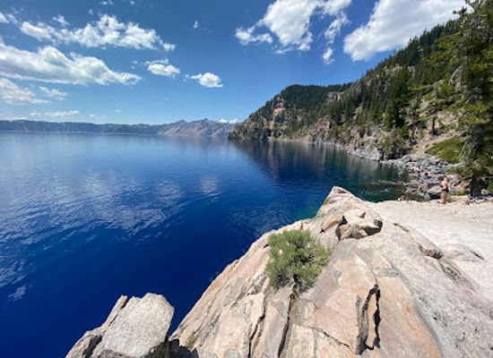 oregon/crater-lake-national-park/attraction/wizard-island-boat-tour-dock