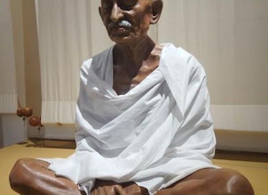 india/rajkot/attraction/mohandas-gandhi-high-school
