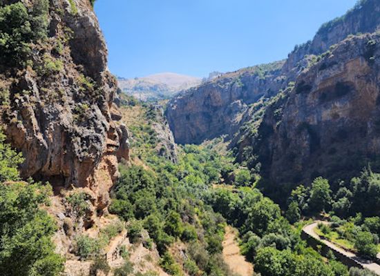 lebanon/qadisha-grotto/attraction/qadisha