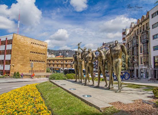 spain/oviedo/attraction/monumento-a-la-concordia