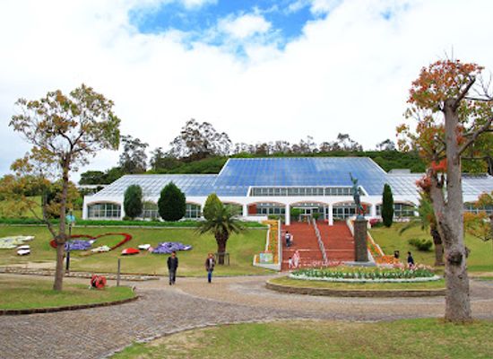 japan/awaji/attraction/awaji-farm-park-england-hill