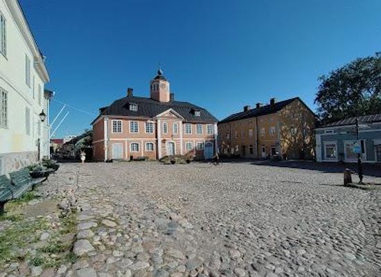 finland/uusimaa/attraction/porvoon-museo-holmin-talo