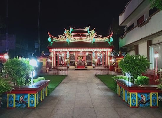 indonesia/manado/attraction/ban-hing-kiong-temple-manado