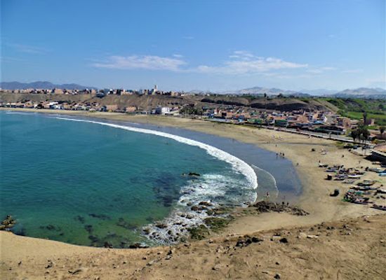 peru/south-coast/attraction/playa-puerto-chico