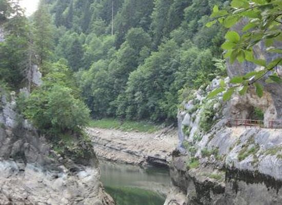 switzerland/jura-mountains/attraction/le-saut-du-doubs