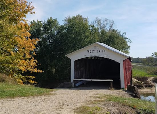indiana/turkey-run-state-park/attraction/west-union-bridge