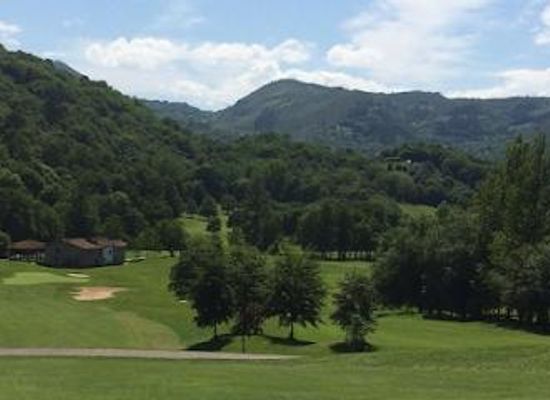 spain/oviedo/attraction/las-caldas-municipal-golf