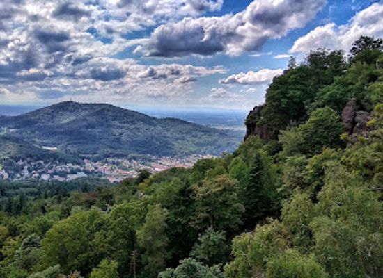 germany/baden/attraction/battertfelsen-at-hohenbaden-castle