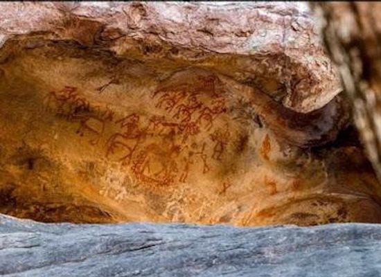 india/bhopal/attraction/bhimbetka-rock-shelters