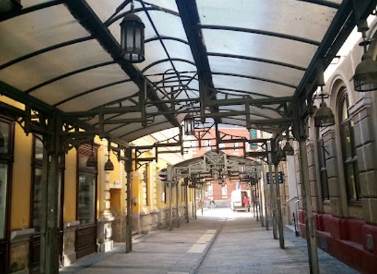 hungary/miskolc/attraction/lakat-hid-lovers-bridge